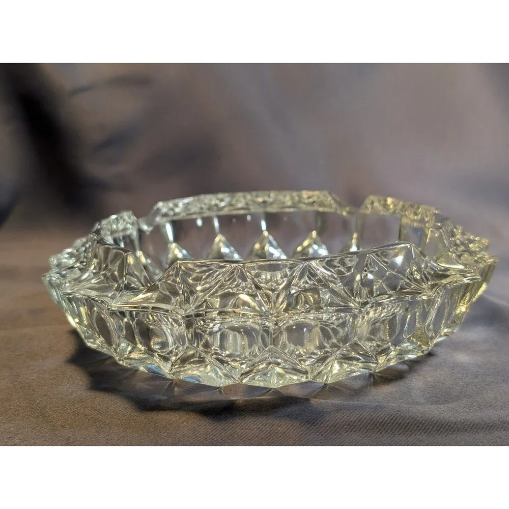 Large Heavy  Clear Glass Vintage Ashtray 4 Rests Round Circular 7